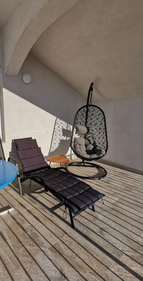 Top Floor Apartment Zára Kültér fotó